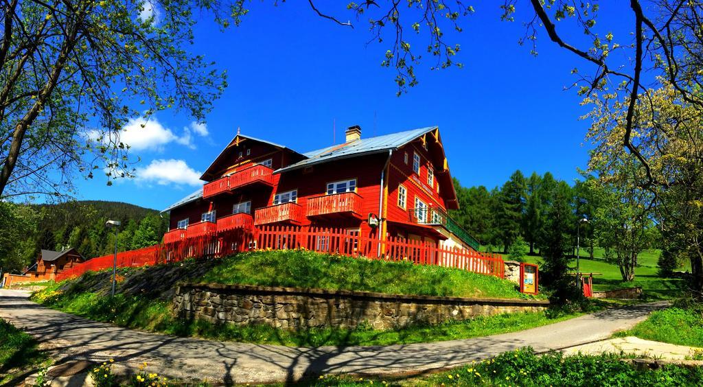 Hotel Vecernice Janske Lazne Exterior foto