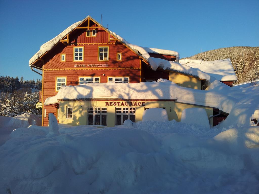 Hotel Vecernice Janske Lazne Exterior foto